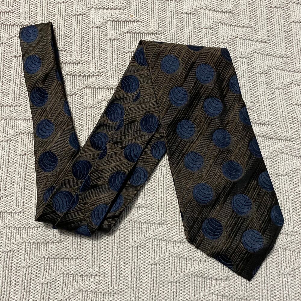 Hugo Boss brown and blue polka dot silk tie